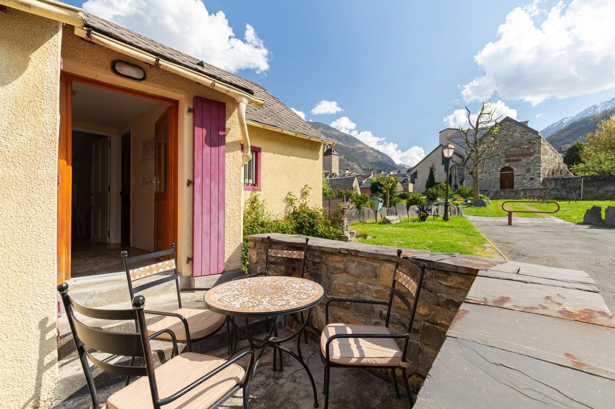 La Petite Maison Des Montagnes Luz-Saint-Sauveur Buitenkant foto